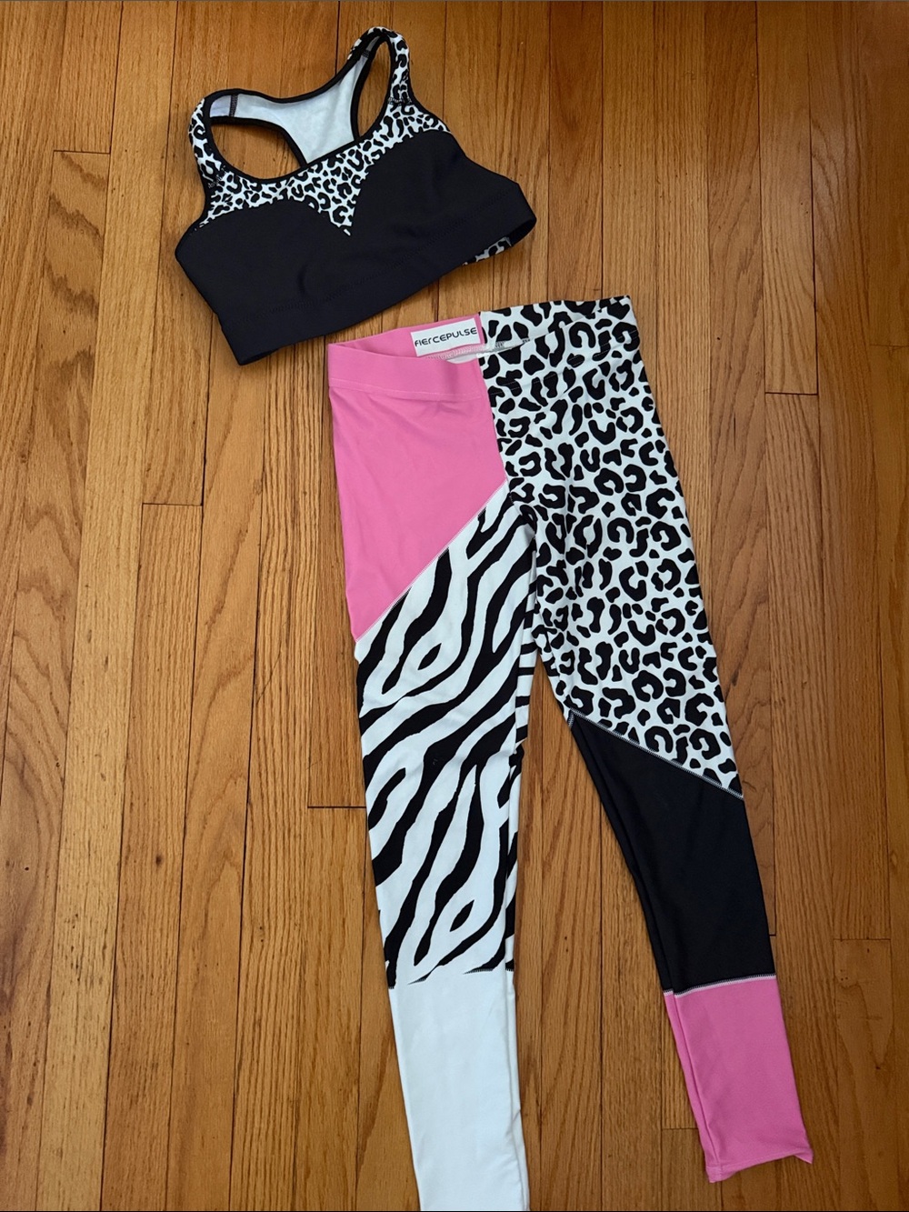 Alice + Olivia Pink & Black Colorblock Animal Print Leggings